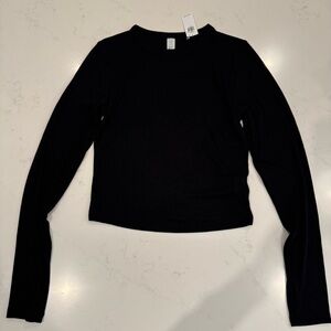NWT : Old Navy Ultralight Go-Dry Ribbed Long Sleeve Top